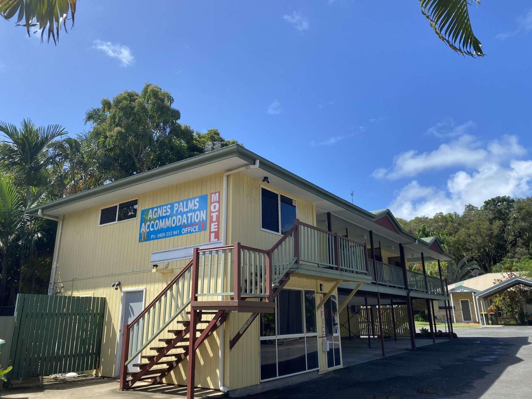 Agnes Palms Motel アグネス・ウォーター エクステリア 写真